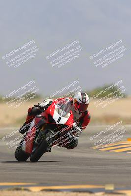 media/Sep-30-2023-SoCal Trackdays (Sat) [[636657bffb]]/Turn 15 (1120am)/